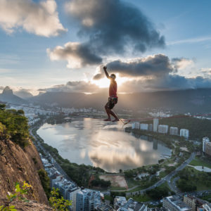 Highline no Morro do Cantagalo © Vitor Marigo